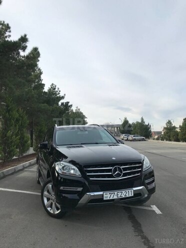 Mercedes ML 300 2014, 158,000 km - 3.5 л - Quba