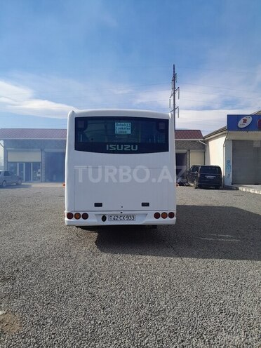 Isuzu Ecobus 2012, 500,000 km - 4.3 l - Lənkəran