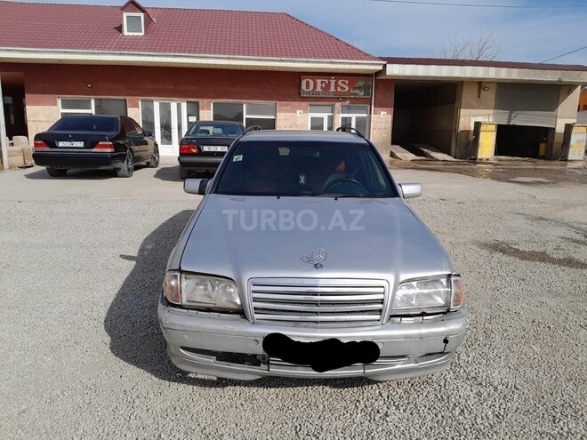 Mercedes C 220 2000, 564,880 km - 2.2 л - Bakı