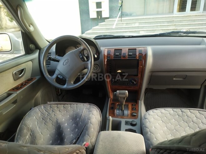 Hyundai Terracan 2006, 282,000 km - 2.9 l - Bakı