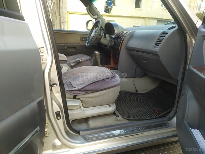 Hyundai Terracan 2006, 282,000 km - 2.9 l - Bakı