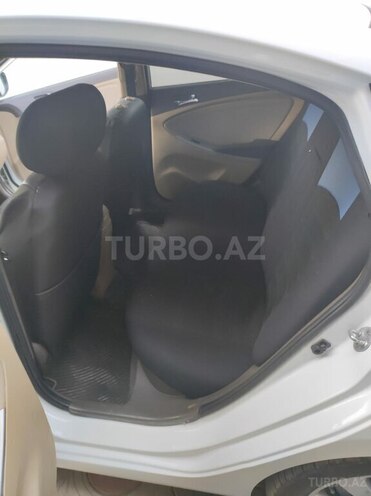 Hyundai Accent 2013, 233,000 km - 1.6 l - Bakı