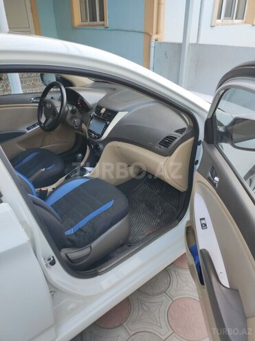 Hyundai Accent 2013, 233,000 km - 1.6 l - Bakı