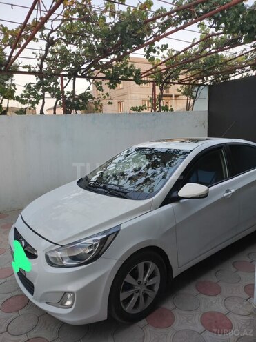 Hyundai Accent 2013, 233,000 km - 1.6 l - Bakı