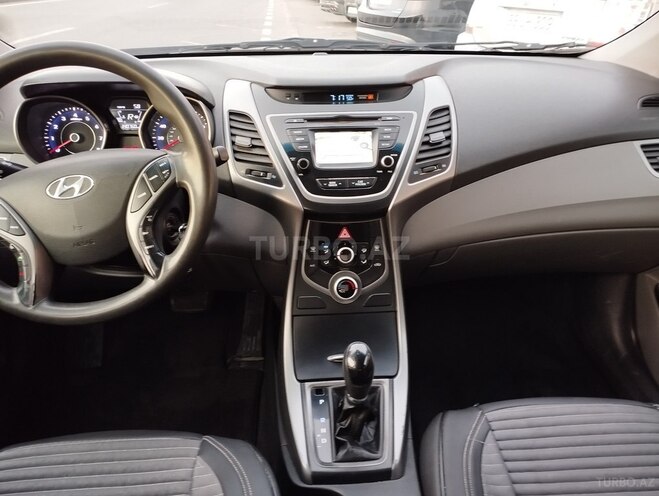 Hyundai Elantra 2014, 140,000 km - 1.8 л - Bakı