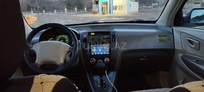Hyundai Tucson 2007, 225,000 km - 2.0 l - Qusar
