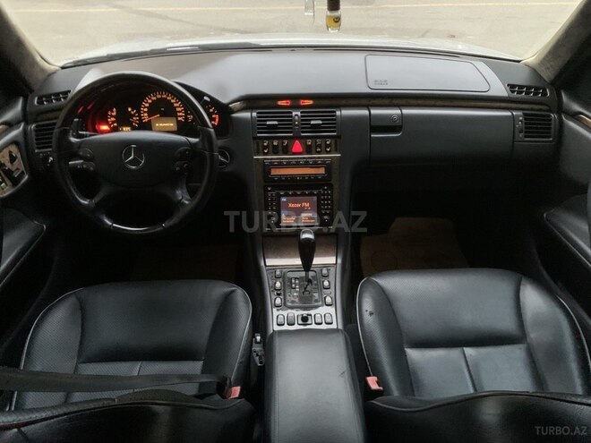 Mercedes E 320 2001, 100,000 km - 3.2 l - Bakı