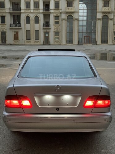 Mercedes E 320 2001, 100,000 km - 3.2 l - Bakı