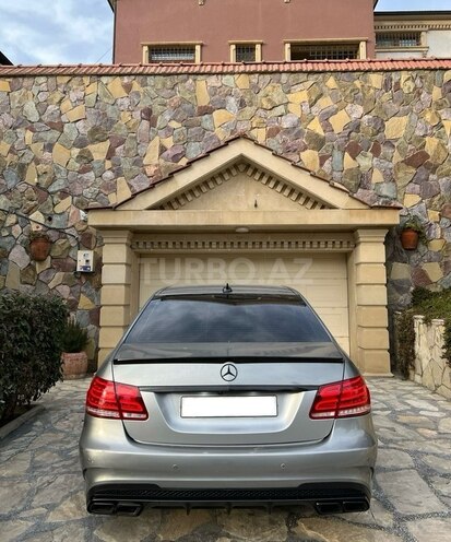 Mercedes E 220 2010, 277,110 km - 2.2 l - Bakı