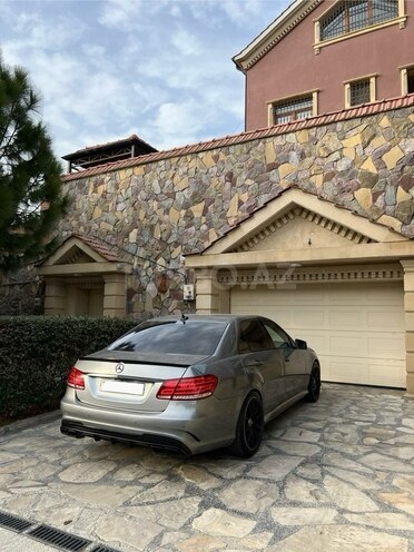Mercedes E 220 2010, 277,110 km - 2.2 l - Bakı