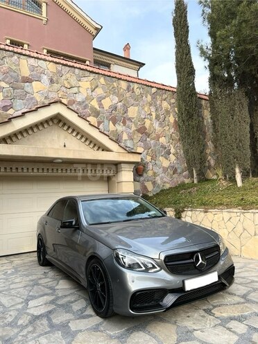 Mercedes E 220 2010, 277,110 km - 2.2 l - Bakı
