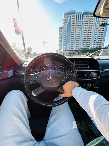 Mercedes E 220 2009, 280,000 km - 2.2 l - Bakı