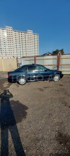 Mercedes C 220 1995, 321,000 km - 2.2 l - Bakı