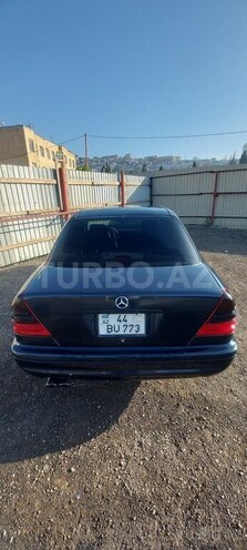 Mercedes C 220 1995, 321,000 km - 2.2 l - Bakı
