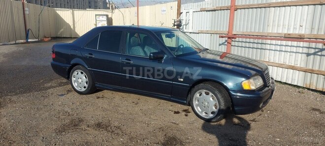 Mercedes C 220 1995, 321,000 km - 2.2 l - Bakı