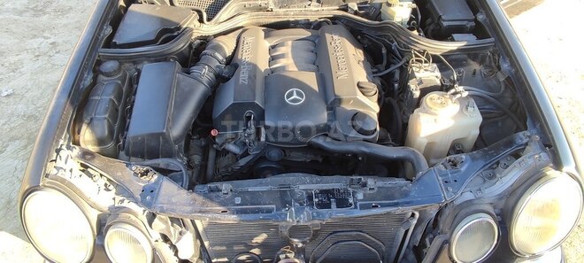 Mercedes E 240 1999, 357,315 km - 2.4 l - Bakı