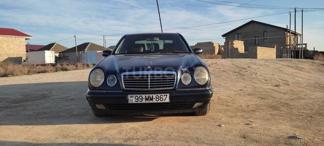 Mercedes E 240 1999, 357,315 km - 2.4 l - Bakı