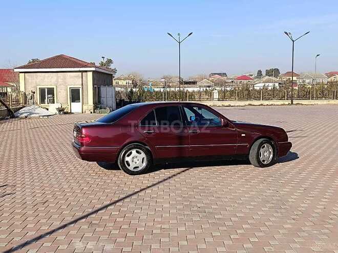 Mercedes E 240 1997, 345,000 km - 2.4 l - Şirvan