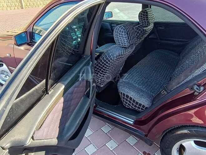 Mercedes E 240 1997, 345,000 km - 2.4 l - Şirvan