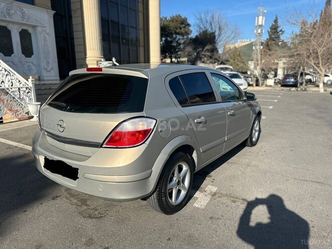 Opel Astra 2005, 250,000 km - 1.4 l - Bakı