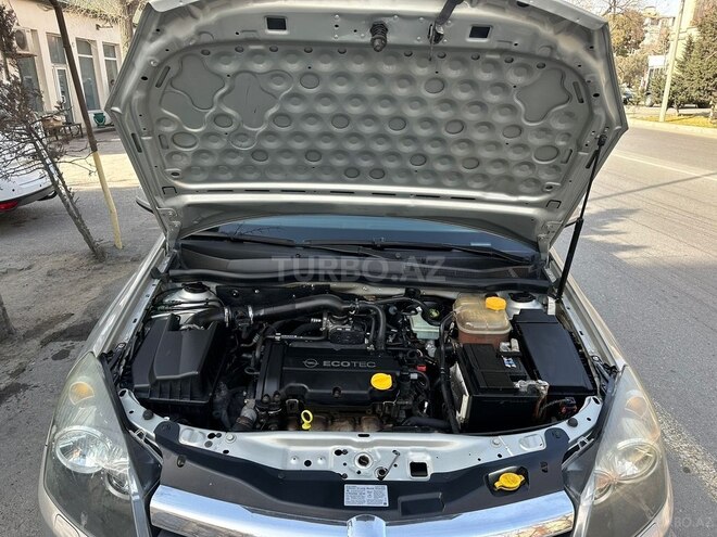 Opel Astra 2005, 250,000 km - 1.4 l - Bakı