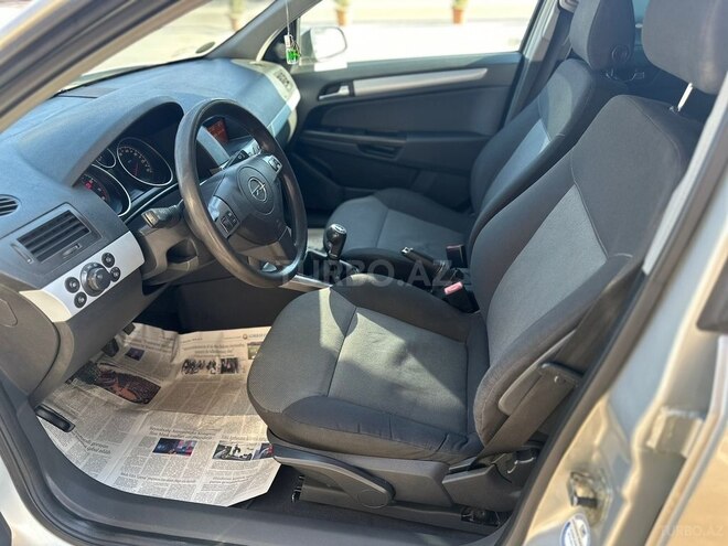 Opel Astra 2005, 250,000 km - 1.4 l - Bakı
