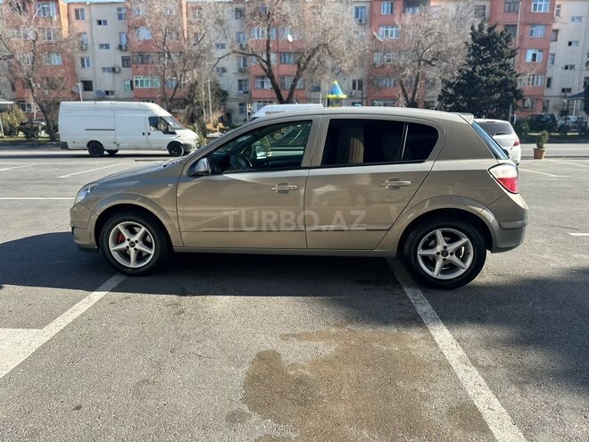 Opel Astra 2005, 250,000 km - 1.4 l - Bakı