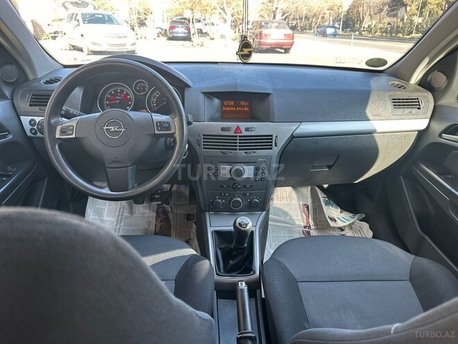 Opel Astra 2005, 250,000 km - 1.4 l - Bakı