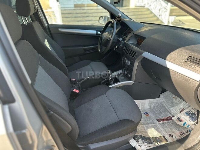 Opel Astra 2005, 250,000 km - 1.4 l - Bakı