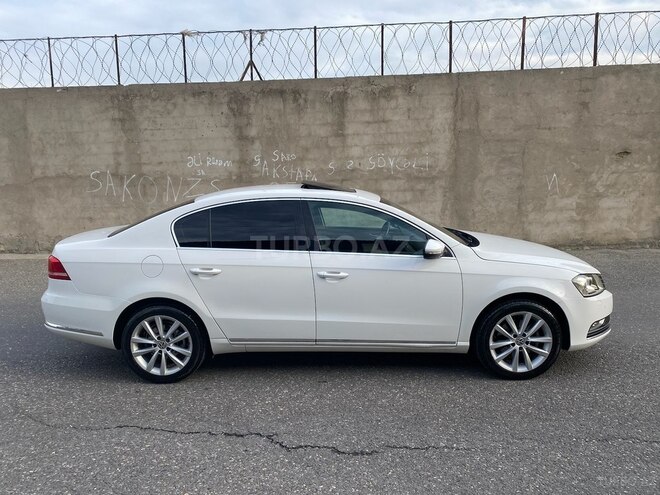 Volkswagen Passat 2011, 246,000 km - 1.8 л - Bakı