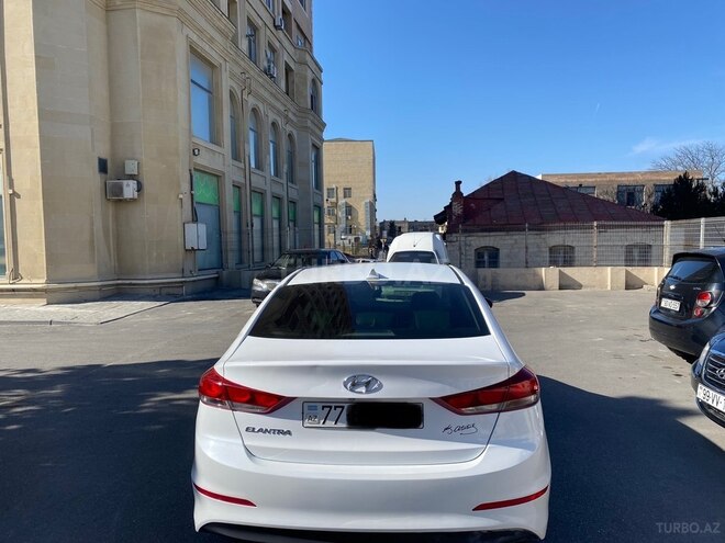 Hyundai Elantra 2016, 132,932 km - 2.0 l - Bakı