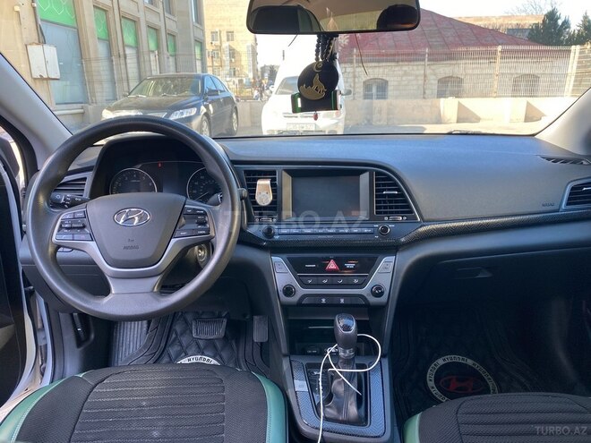 Hyundai Elantra 2016, 132,932 km - 2.0 l - Bakı