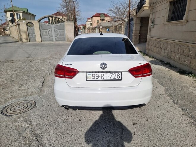Volkswagen Passat 2012, 174,000 km - 2.5 l - Bakı