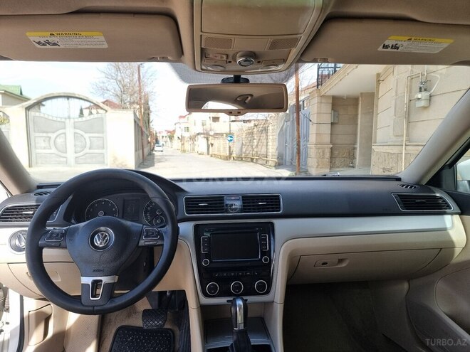 Volkswagen Passat 2012, 174,000 km - 2.5 l - Bakı