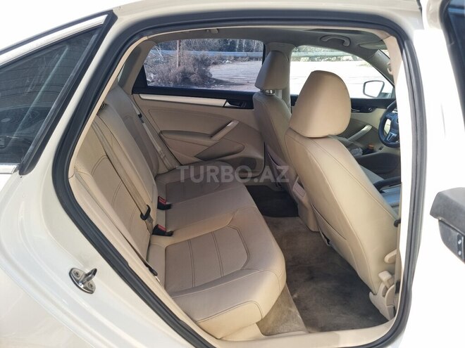 Volkswagen Passat 2012, 174,000 km - 2.5 l - Bakı