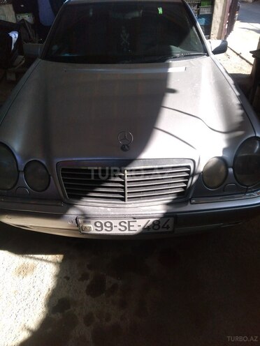 Mercedes E 280 1997, 366,630 km - 2.8 l - Bakı