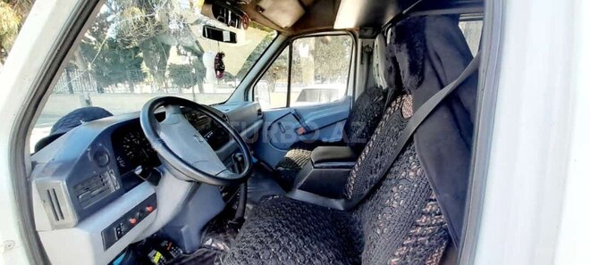 Mercedes Sprinter 208 1996, 210,303 km - 2.3 l - Bakı