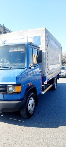 Mercedes 809 D 1993, 373,300 km - 4.0 l - Xırdalan