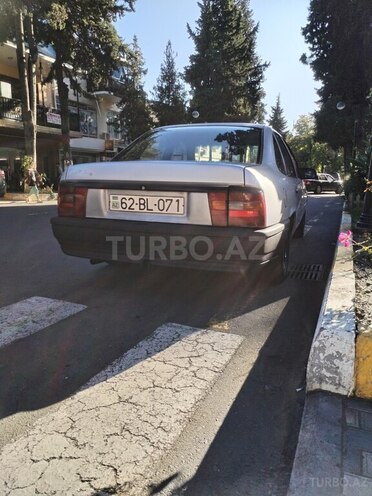 Opel Vectra 1989, 643,215 km - 1.6 l - Zaqatala