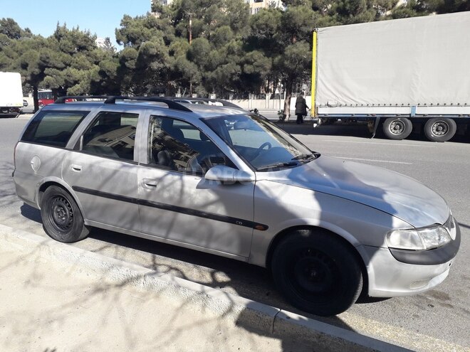Opel Vectra 1998, 450,000 km - 2.0 l - Bakı
