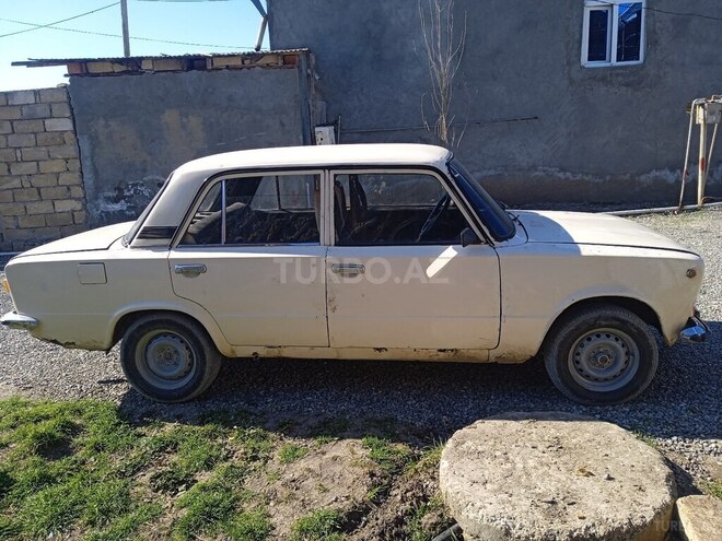 LADA (VAZ) 21011 1985, 35,000 km - 1.3 л - Cəlilabad