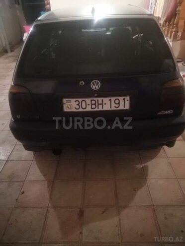 Volkswagen Golf 1996, 257,896 km - 2.0 l - Qəbələ