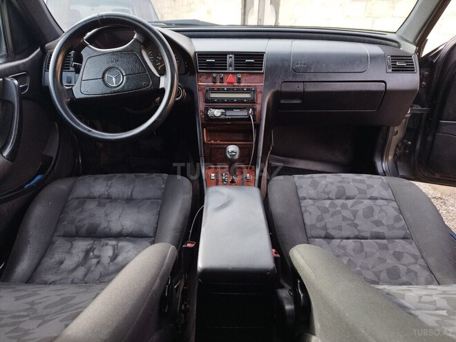 Mercedes C 200 1999, 358,000 km - 2.0 л - Quba