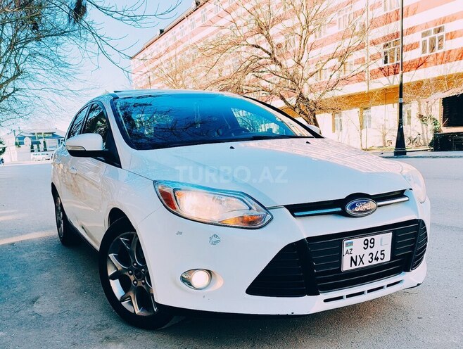 Ford Focus 2013, 183,000 km - 2.0 л - Sabirabad