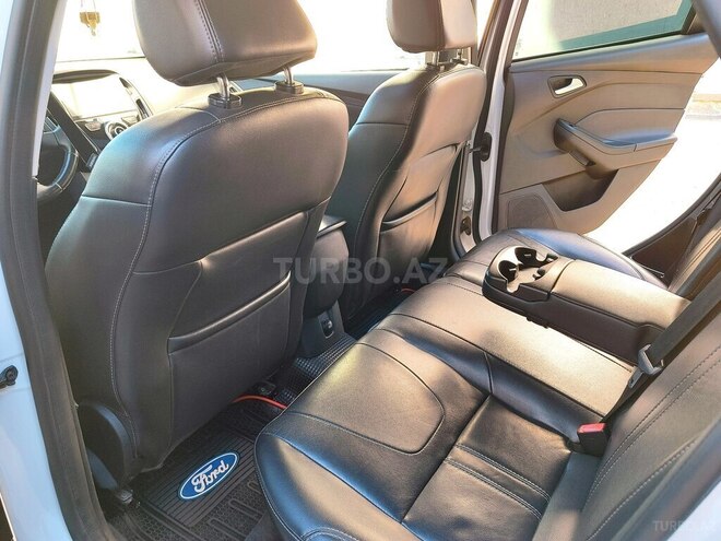 Ford Focus 2013, 183,000 km - 2.0 л - Sabirabad