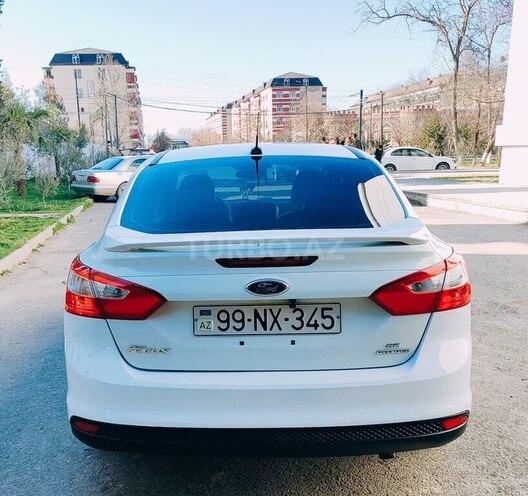Ford Focus 2013, 183,000 km - 2.0 л - Sabirabad