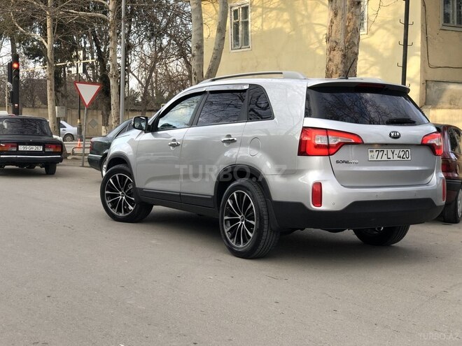 Kia Sorento 2014, 204,000 km - 2.0 l - Qazax