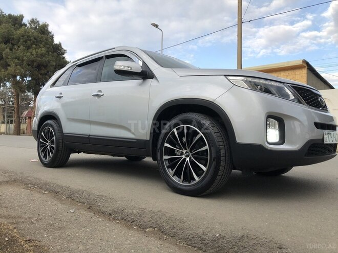 Kia Sorento 2014, 204,000 km - 2.0 l - Qazax