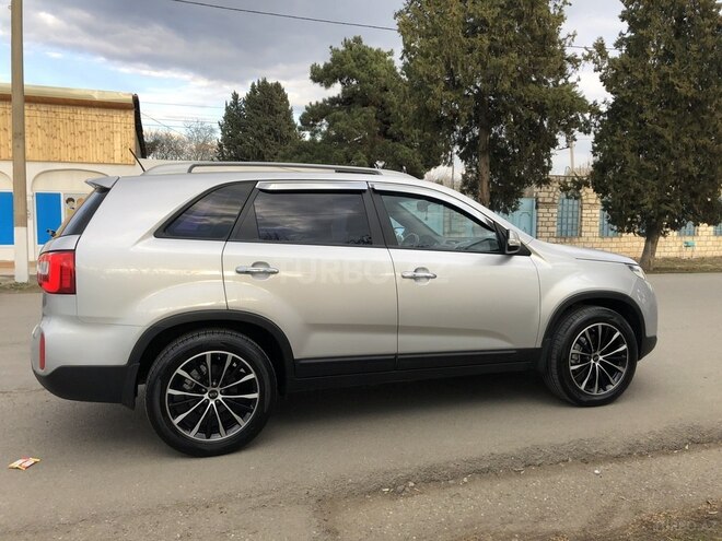 Kia Sorento 2014, 204,000 km - 2.0 l - Qazax
