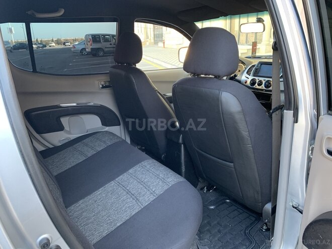 Mitsubishi L200 2013, 193,654 km - 2.5 l - Xırdalan